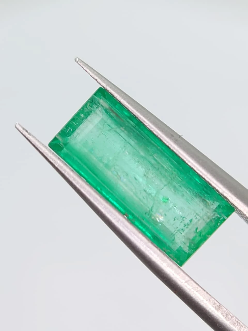 2.6ct Untreated Natural Baguette Emerald from Afghanistan — view 3
